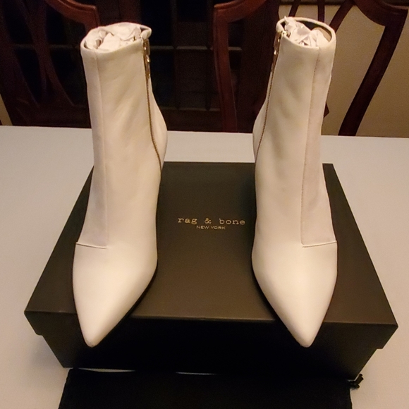 BOOTS - Picture 1 of 8